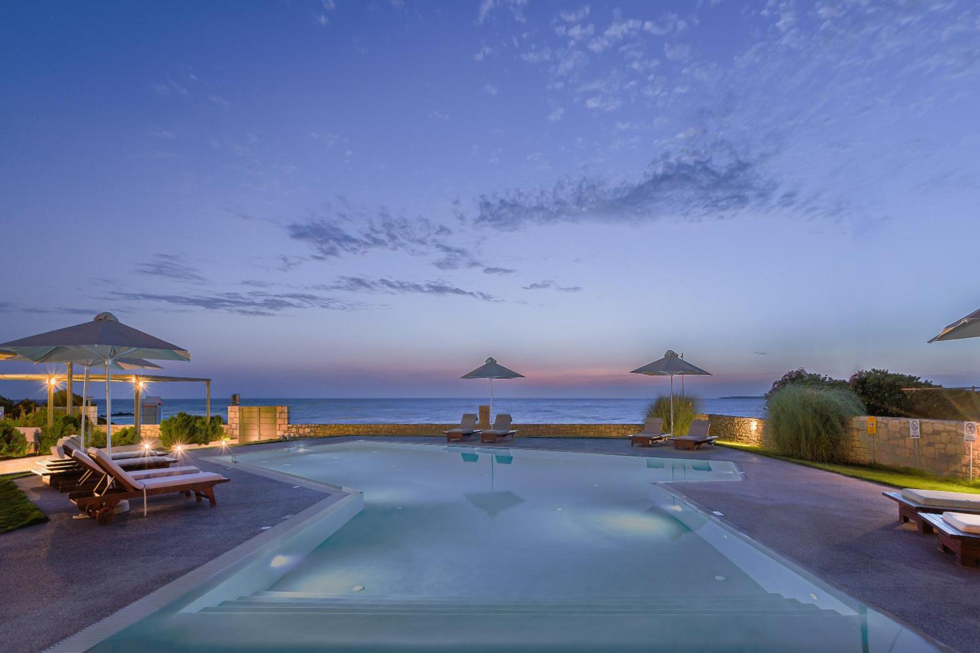 Callisto Seaside Homes & Suites Marathópolis Esterno foto