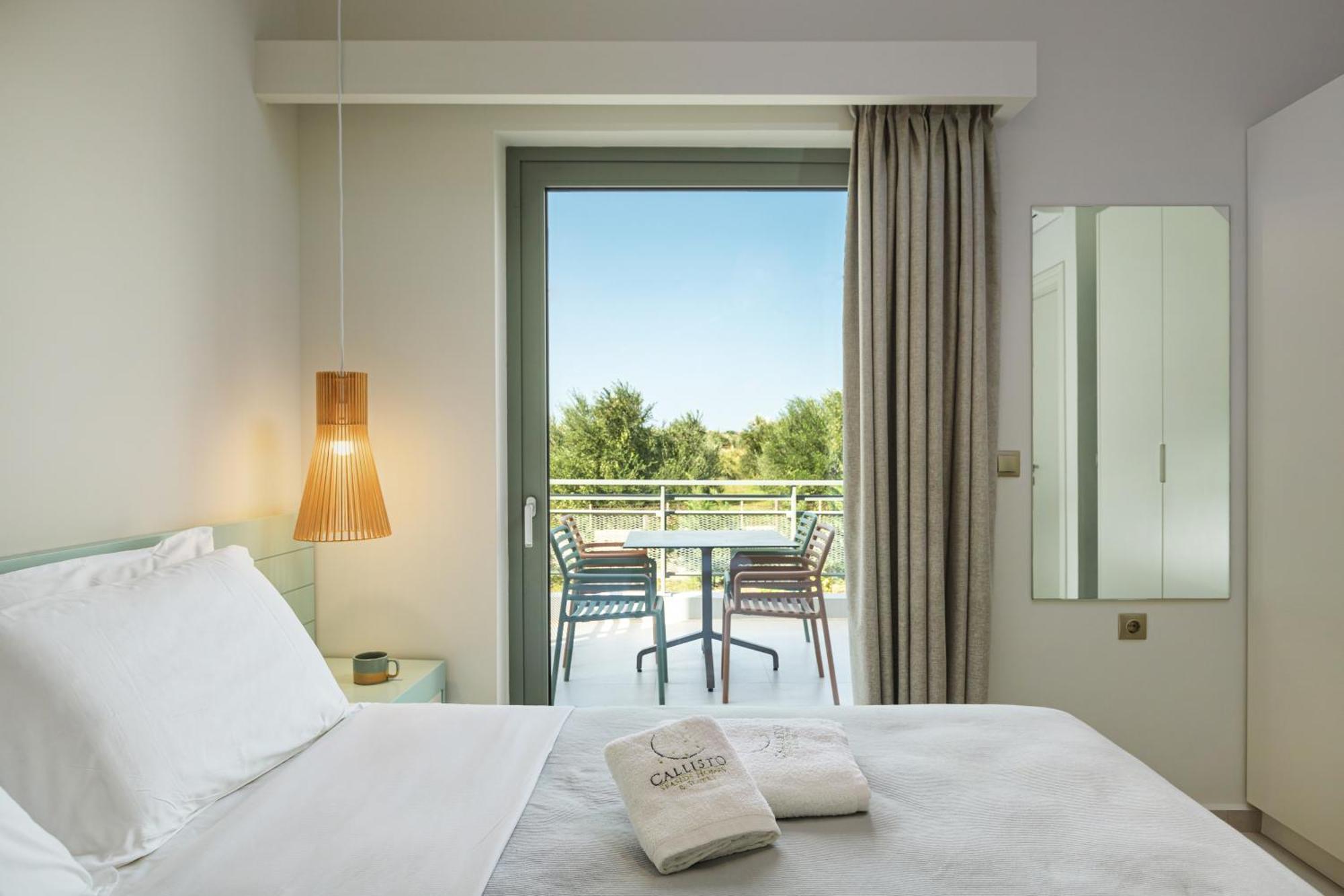 Callisto Seaside Homes & Suites Marathópolis Esterno foto