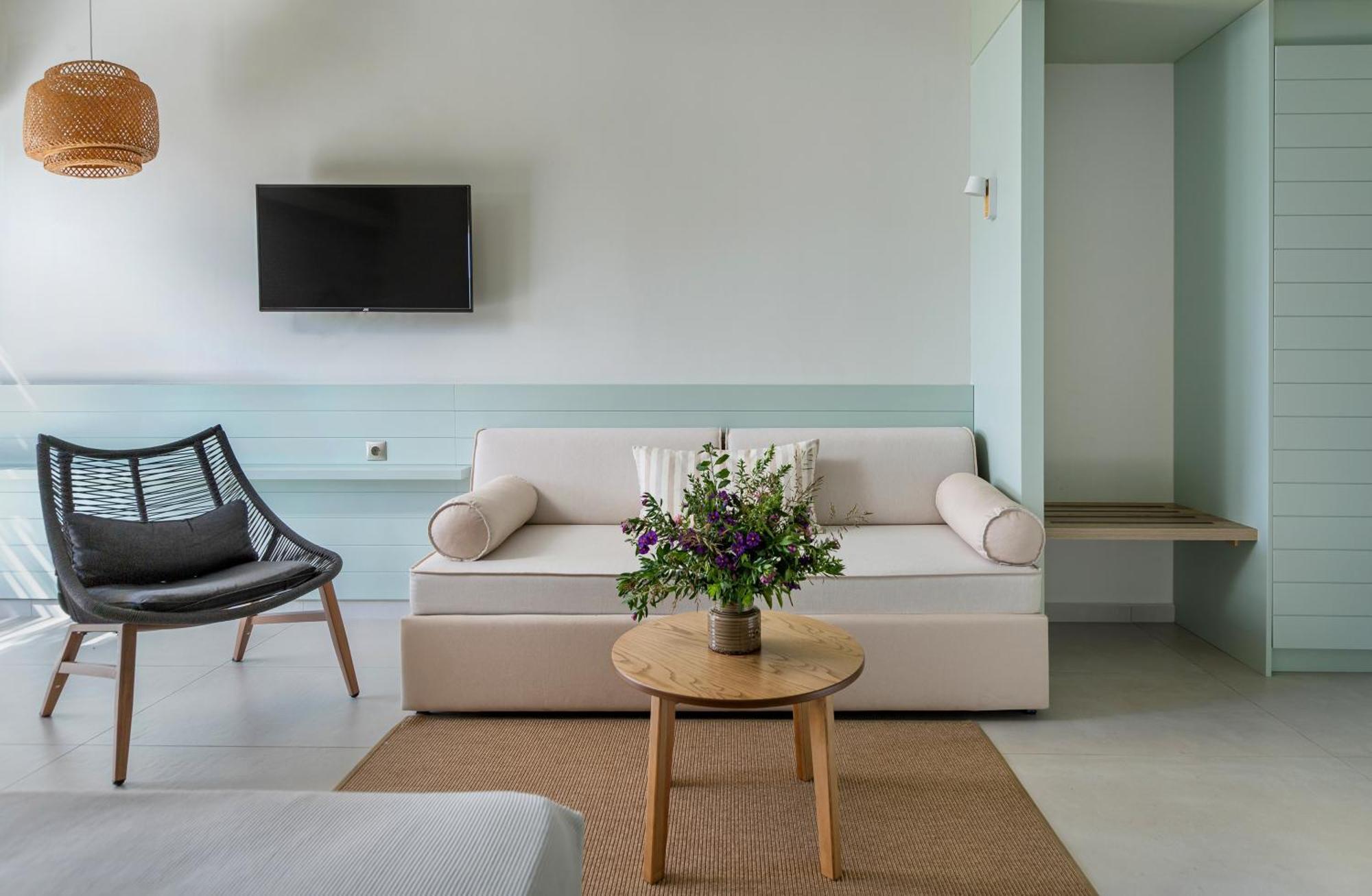 Callisto Seaside Homes & Suites Marathópolis Esterno foto