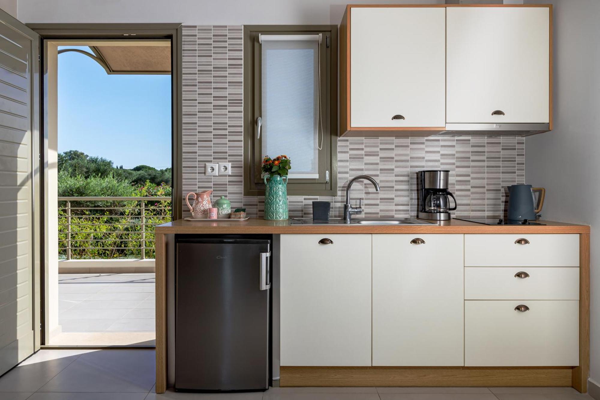 Callisto Seaside Homes & Suites Marathópolis Esterno foto
